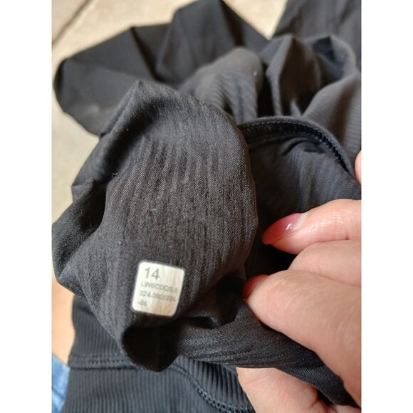 Lululemon Dance Studio crop Dance Pants athleisure gorpcore size 14 Black - Picture 9 of 9